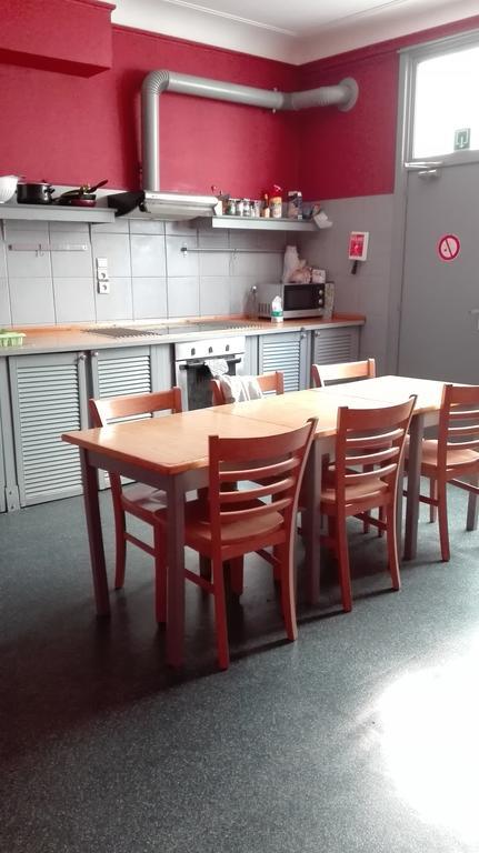 Van Gogh Youth Hostel City Centre Saint-Josse-ten-Noode 外观 照片