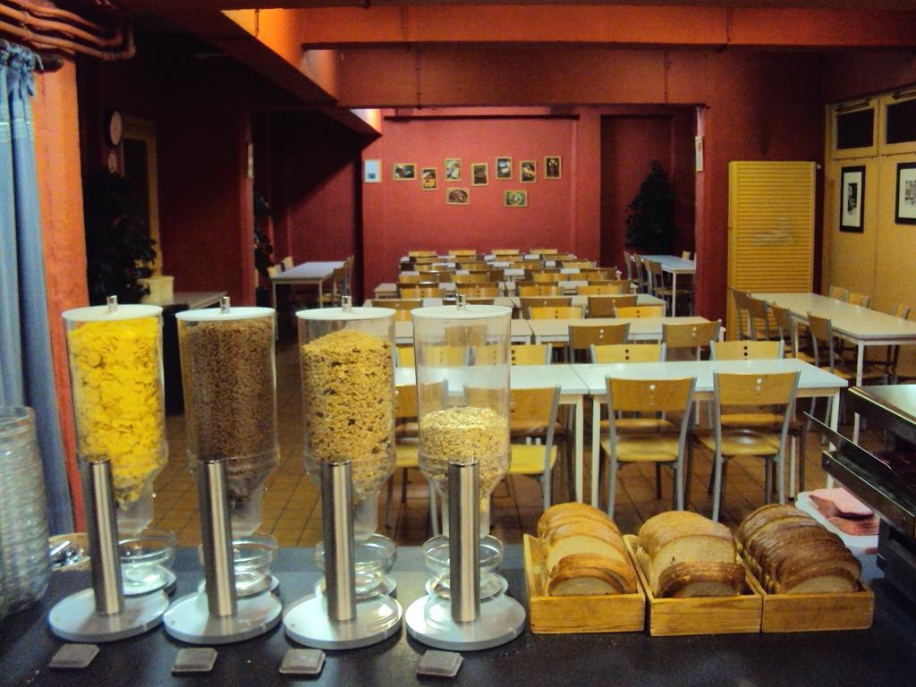 Van Gogh Youth Hostel City Centre Saint-Josse-ten-Noode 客房 照片