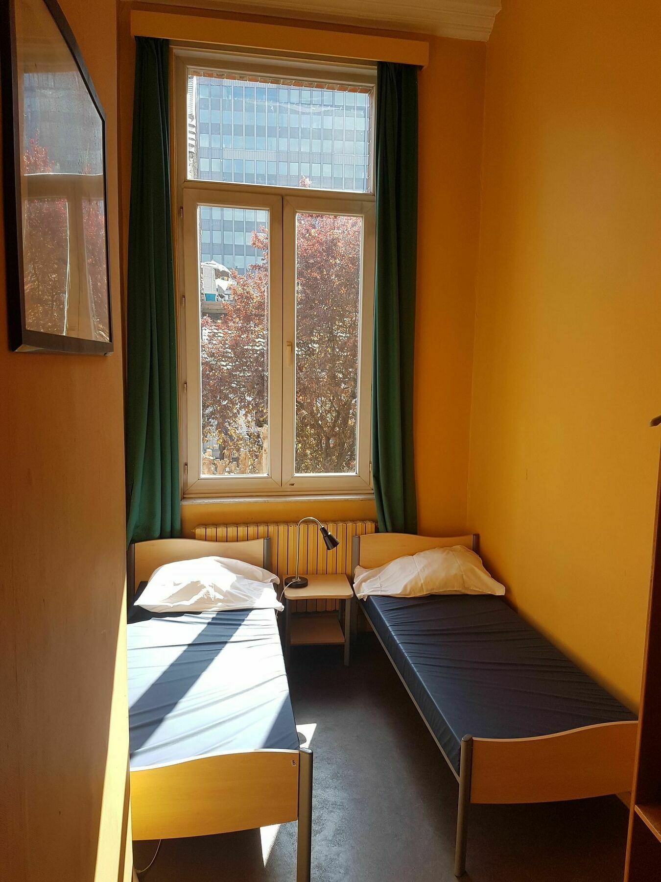 Van Gogh Youth Hostel City Centre Saint-Josse-ten-Noode 外观 照片