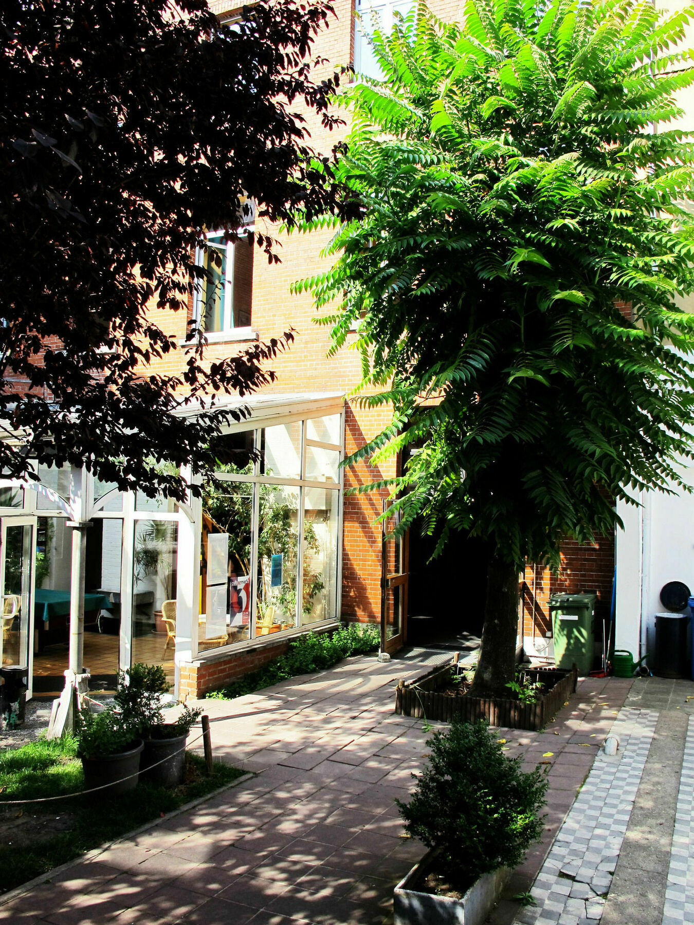 Van Gogh Youth Hostel City Centre Saint-Josse-ten-Noode 外观 照片